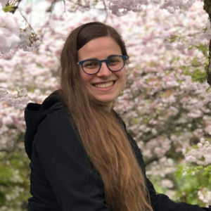 Meet your Posher, Jennifer